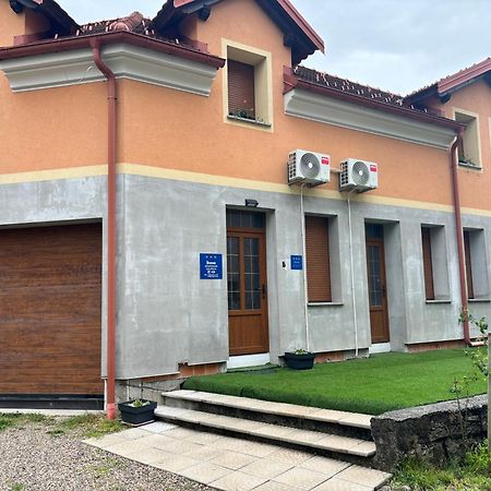 Apartman Galerija Ogulin Dış mekan fotoğraf